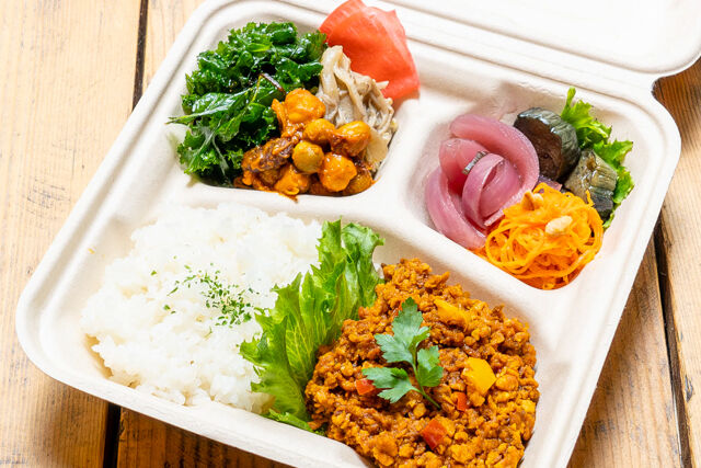 ヴィーガンキーマカレーBOX